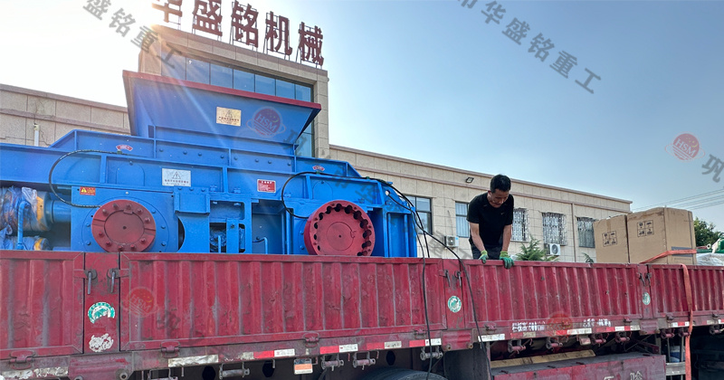 華盛銘廠家的對(duì)輥制砂機(jī)怎么樣？市場(chǎng)價(jià)一臺(tái)多少錢(qián)？